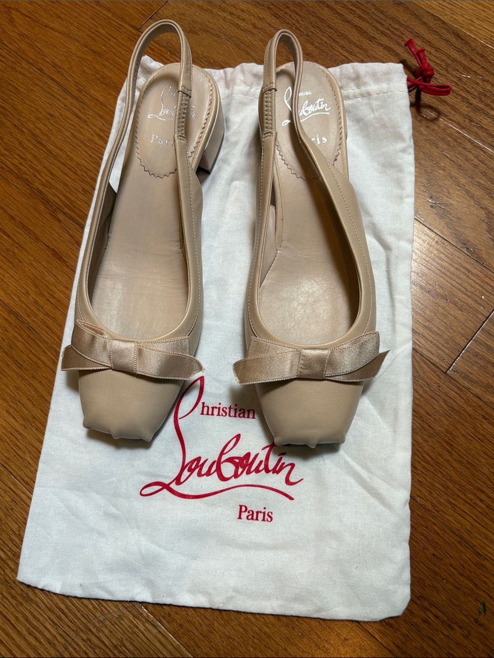 Christian Louboutin Beige Bow Slingback Flats - Picture 1 of 4
